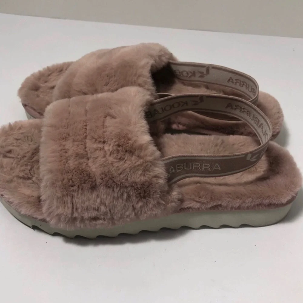 Koolaburra by Ugg Girls Fur Sling Back Slide Sandals. Size 4.